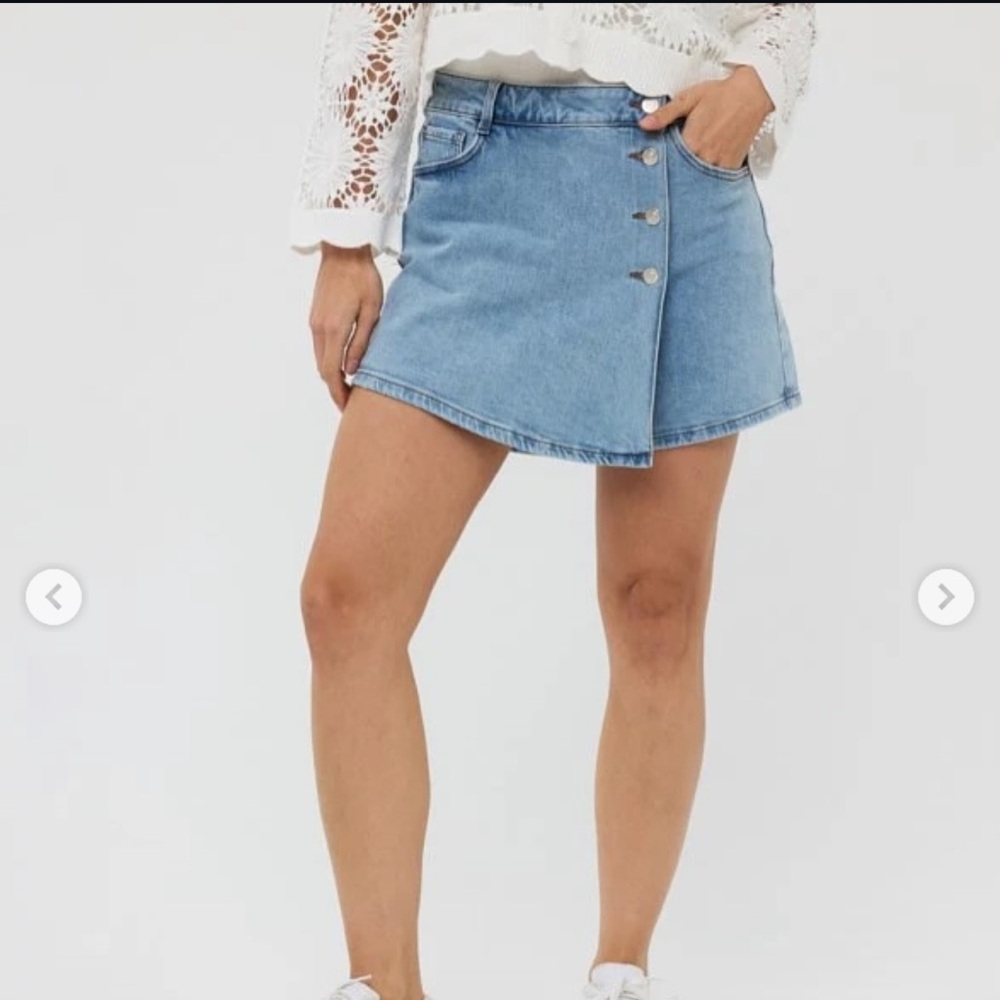 Love Tree Light Blue Asymmetrical Mini Skort